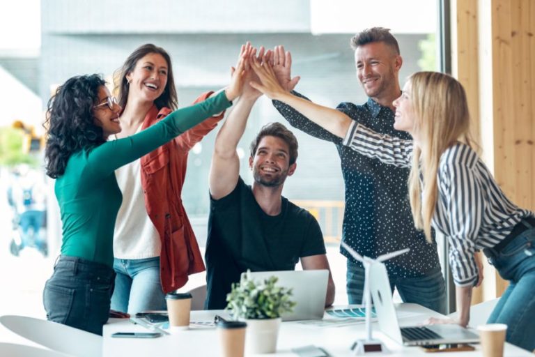 Consejos para mejorar la felicidad laboral de tus empleados